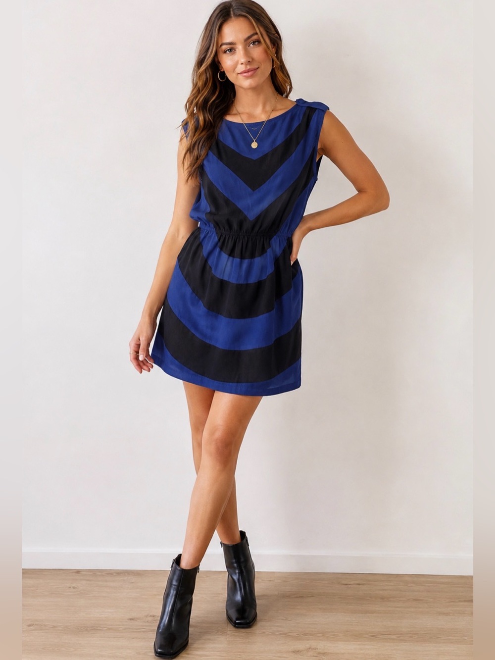 Ya Los Angeles Dress M Blue Black Chevron Y2K Sleeveless Suede Mini Boho
